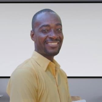 Dr Salnave Richard
